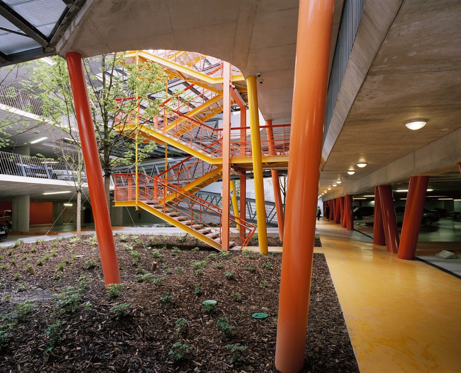 Parc de stationnement et surface commerciale - Haguenau