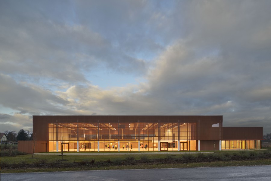 Salle sportive et festive